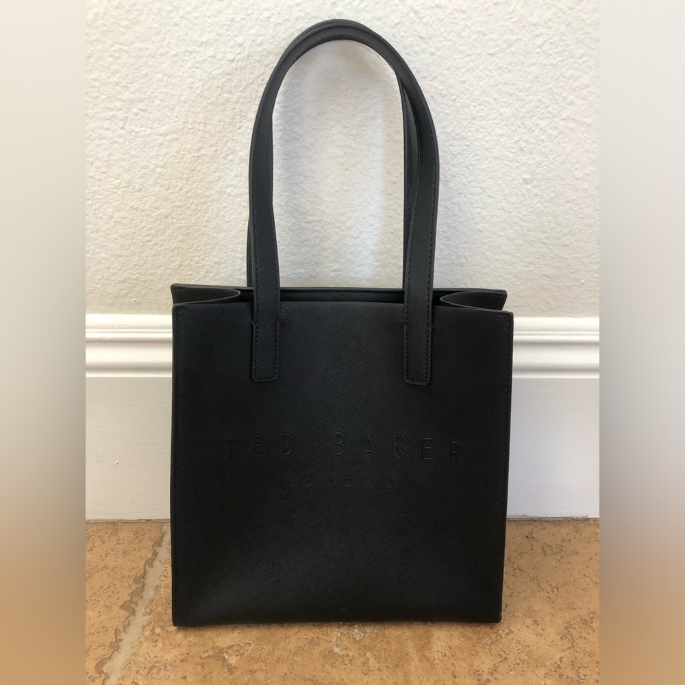 TED BAKER - NWOT BLACK EMBOSSED LOGO TOTE